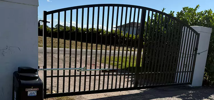 Driveway Fence Repair Twinsburg