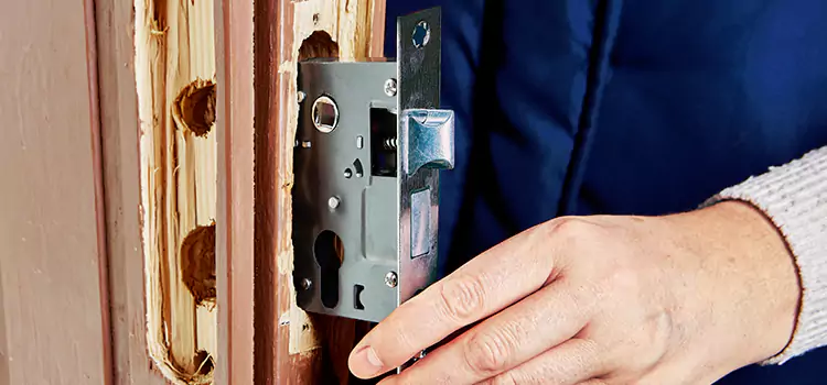 Garage Door Lock Replacement Twinsburg
